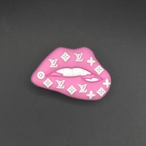 (5/$15) LV Lips 👄 Croc Charm